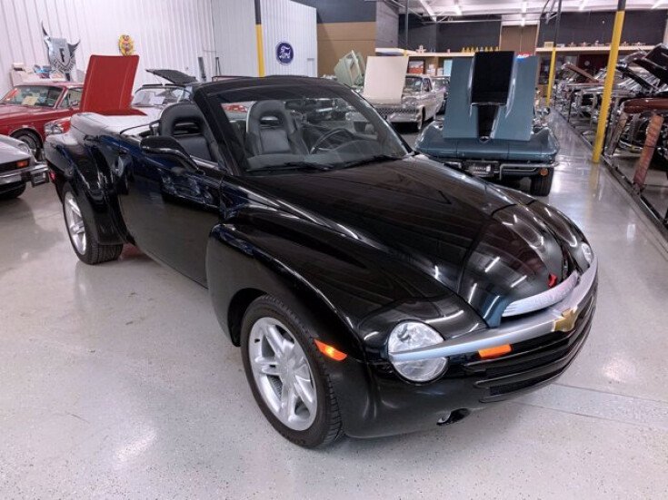 Thumbnail Photo undefined for 2003 Chevrolet SSR